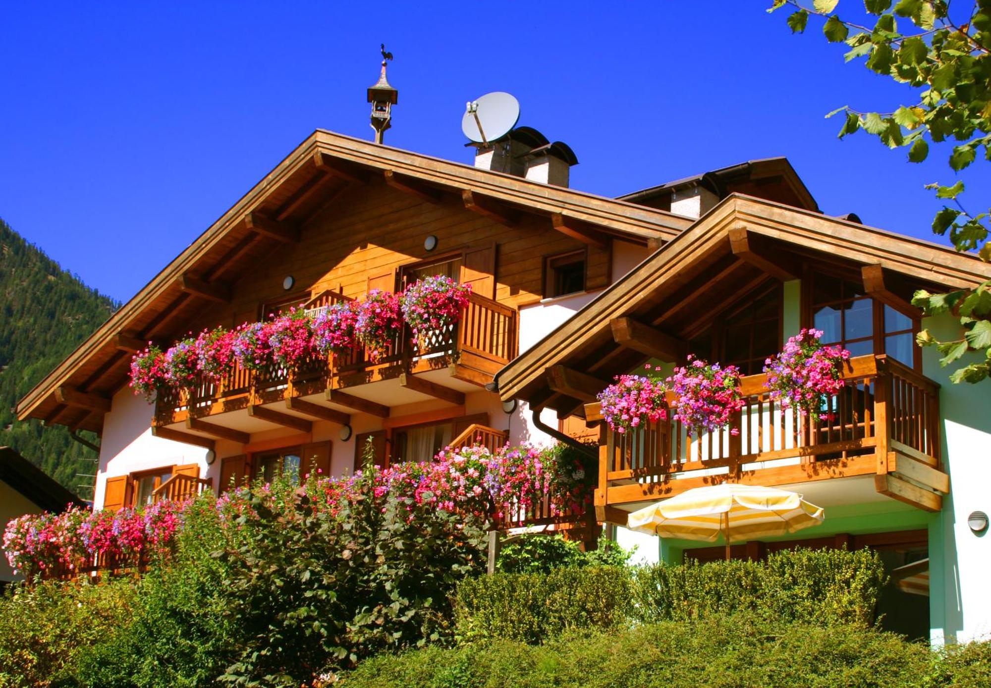 Residence Lagorai - Fiemme Holidays Predazzo Exteriör bild